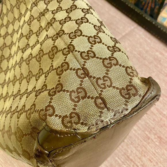 Gucci Brown Monogram Tote Bag - Picture 4 of 12